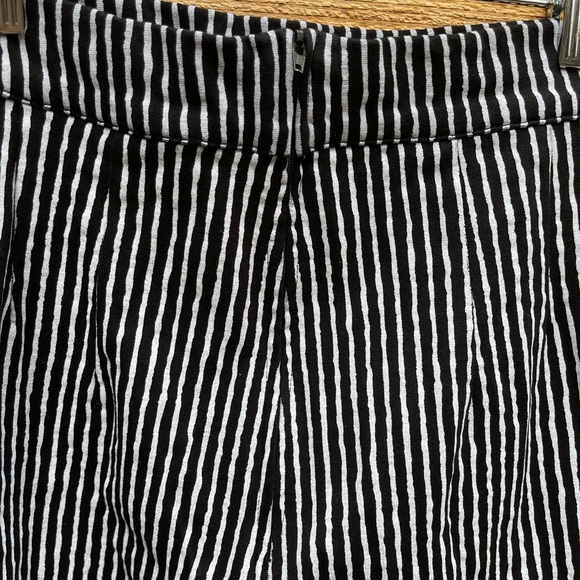 Vixen Miss Kitty Cigarette Pants in Black Stripe - Picture 6 of 8